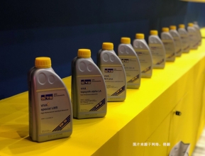 新加坡合成潤滑油進口報關(guān)費用-廣州化工品MSDS